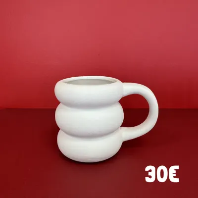 Photo des pièces de céramique avec leur prix