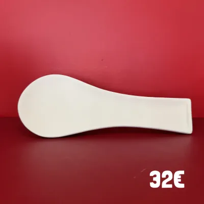 Photo des pièces de céramique avec leur prix