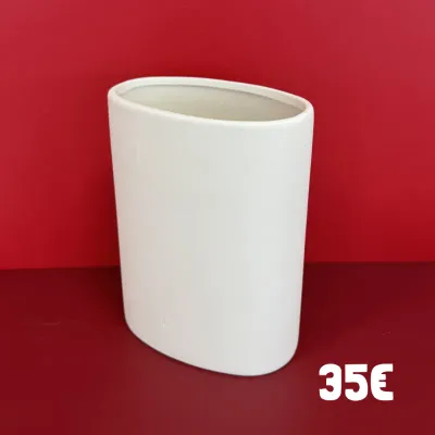 Photo des pièces de céramique avec leur prix
